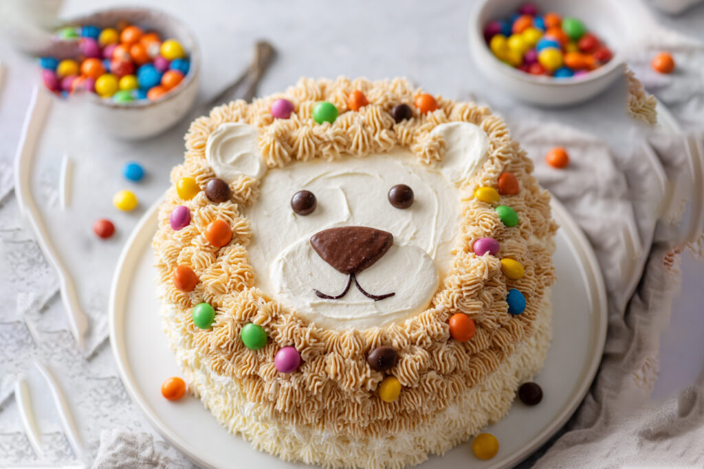 Lion Face Buttercream Mane Cake
