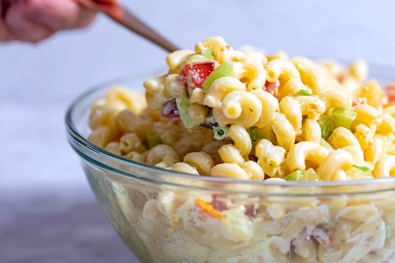 Creamy Pasta Salad with Italian Dressing: A Delightful Treat 1 Creamy Pasta Salad with Italian Dressing - Perfect for Gatherings
