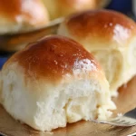 Homemade Dinner Rolls Fresh Out of the Oven
