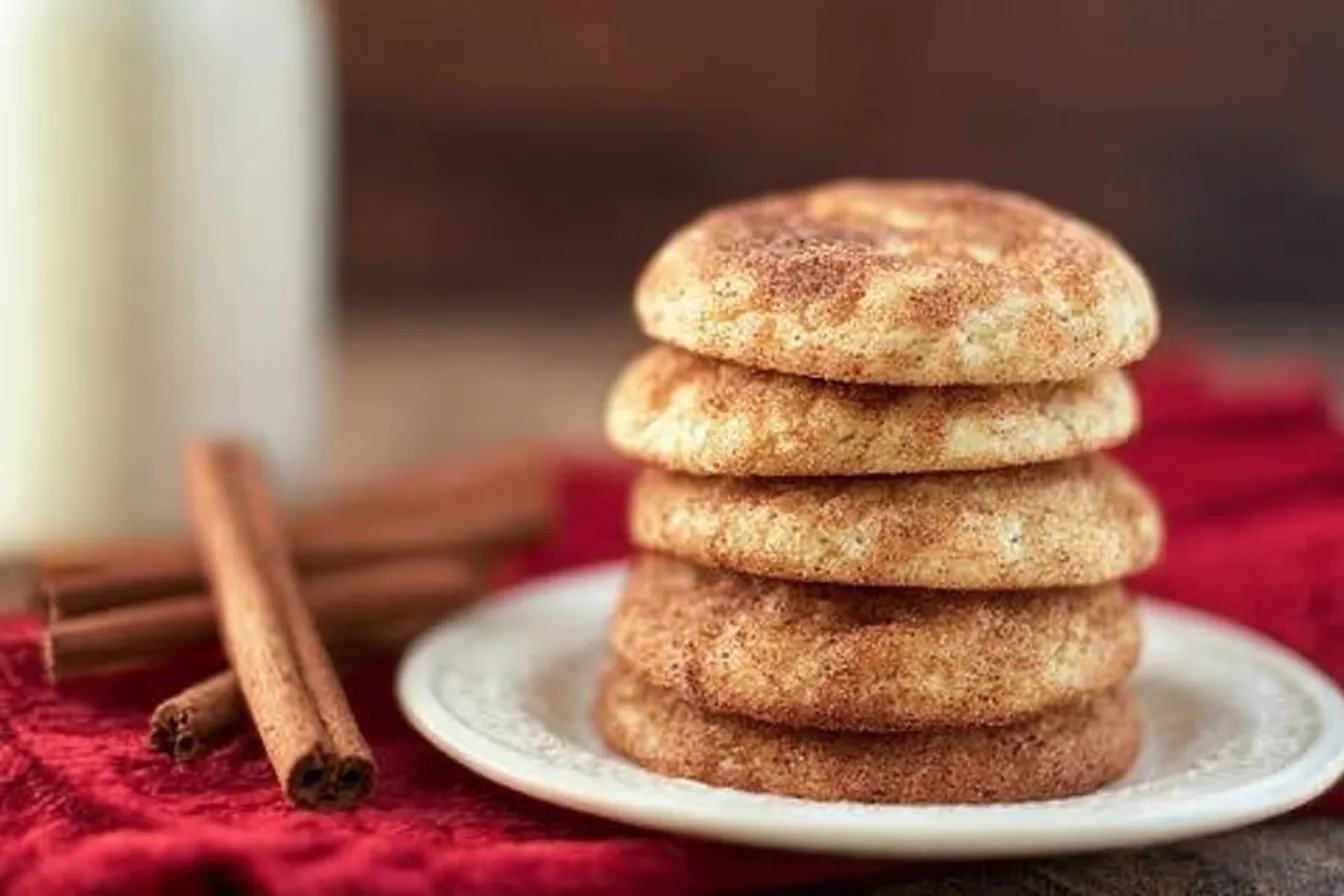 Snickerdoodle Cookies: The Perfect Sweet Treat for Any Occasion 1 Delicious Snickerdoodle Cookies Fresh Out of the Oven