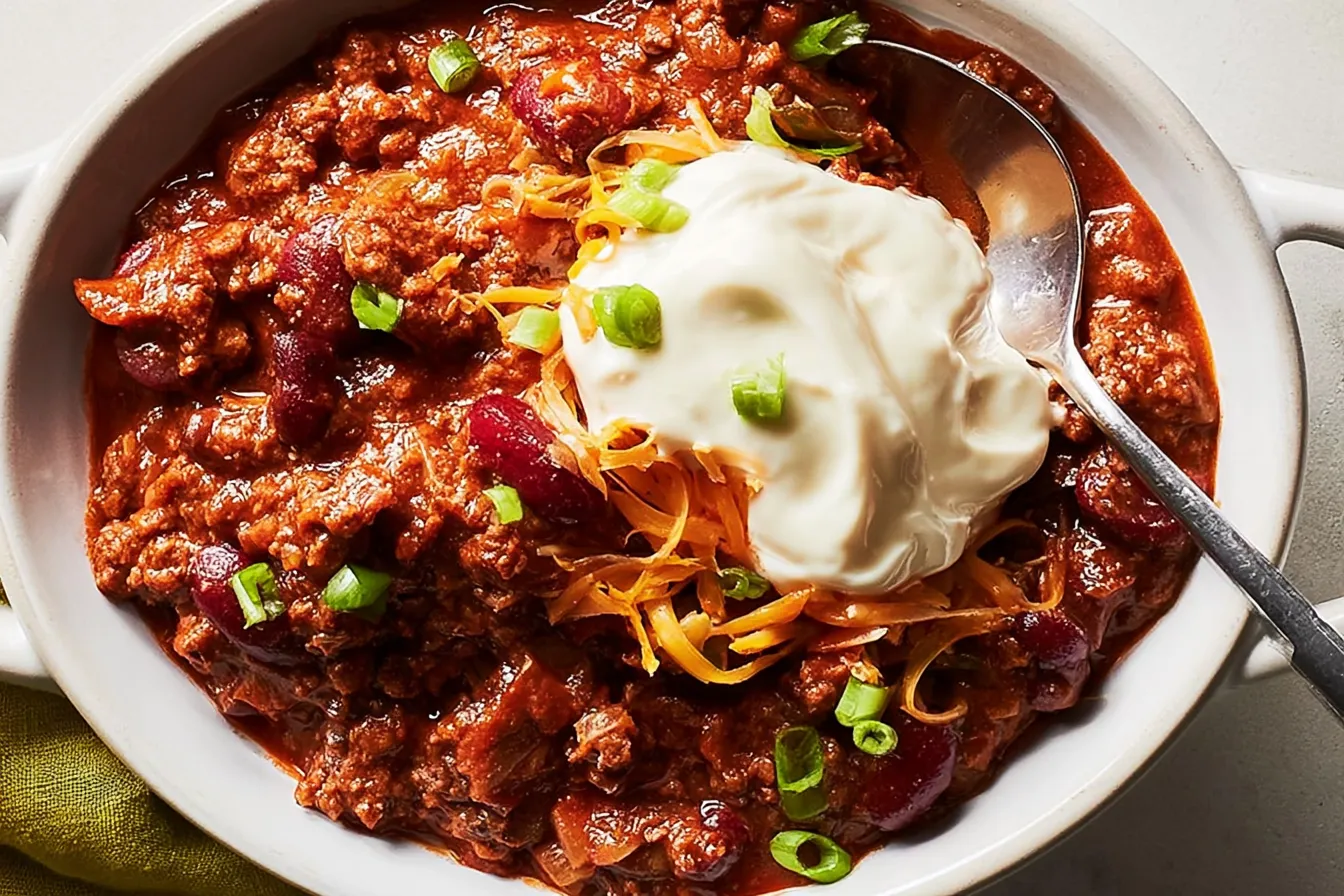Classic Beef Chili: The Warm Comfort You Crave 1 Classic Beef Chili in a Bowls: Soul-Warming Comfort