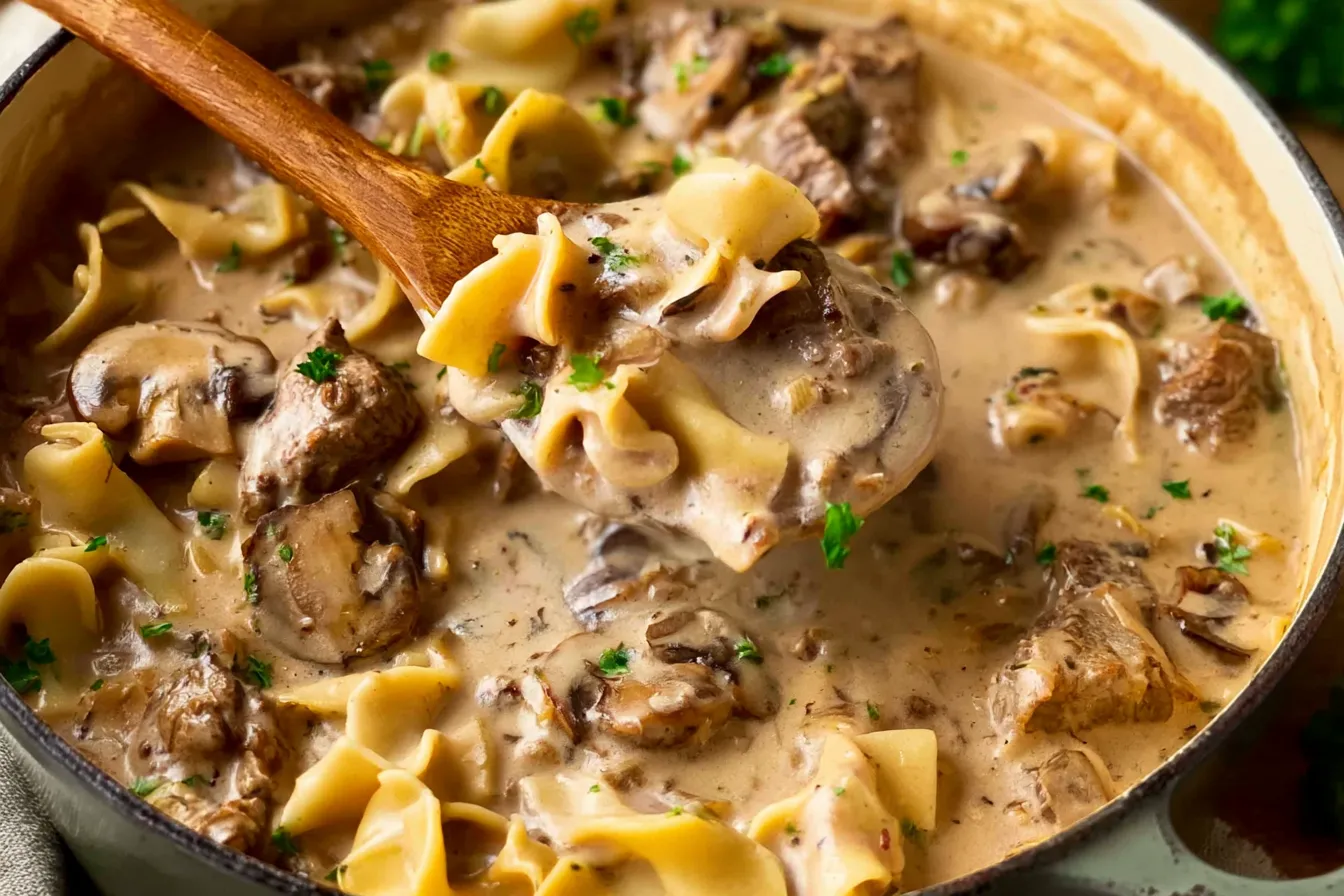 Slow Cooker Beef Stroganoff