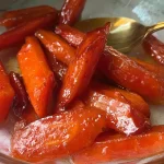 Delicious Sweet and Spicy Glazed Carrots Recipe
